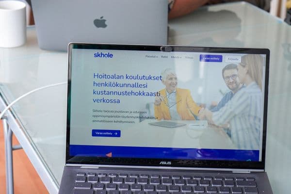Sote-alan täydennyskoulutukset tutkimuksen kohteena